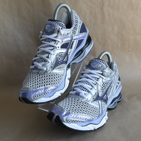 mizuno women's wave creation 12 running shoe